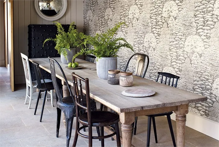4. Sanderson-Woodland-Walk-Wallpapers-Woodland-Toile.jpg