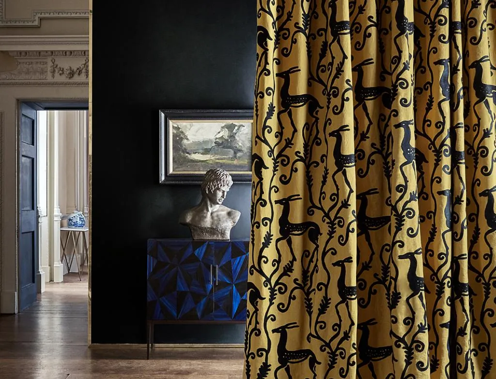 ZOFFANY ICONS_ 2018_10_DECO DEER.jpg