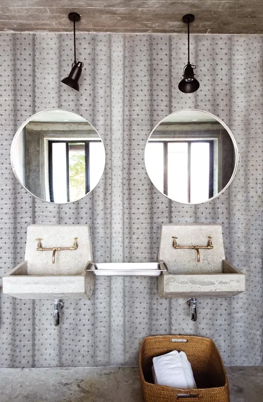 Обои для стен Wall&Deco 2015 Wet System Dancing-Curtains