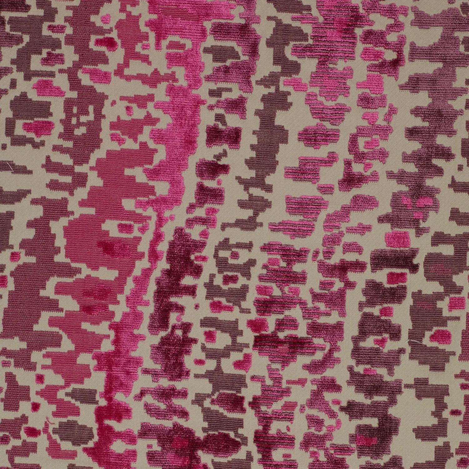 Ткань James Hare Carnaby Velvet 31598-05