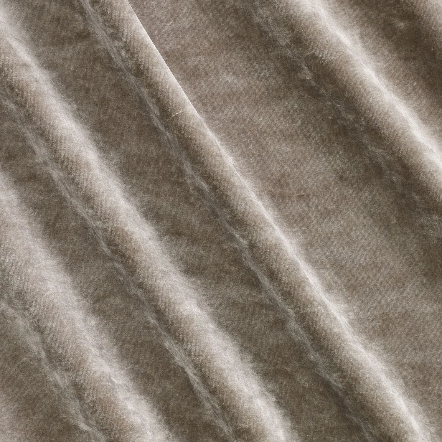 Ткань James Hare Carnaby Velvet 8286-04