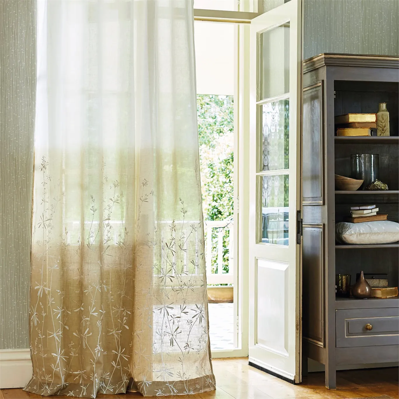 Ткань Harlequin Callista Fabrics 131932