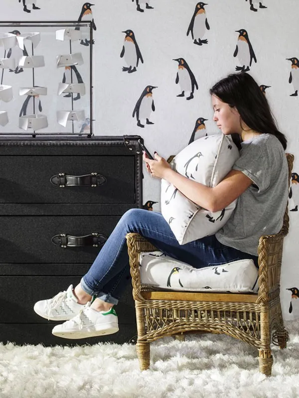 Ткань Andrew Martin Monkey Puzzle Fabric scatter_cushions_in_tux_mist