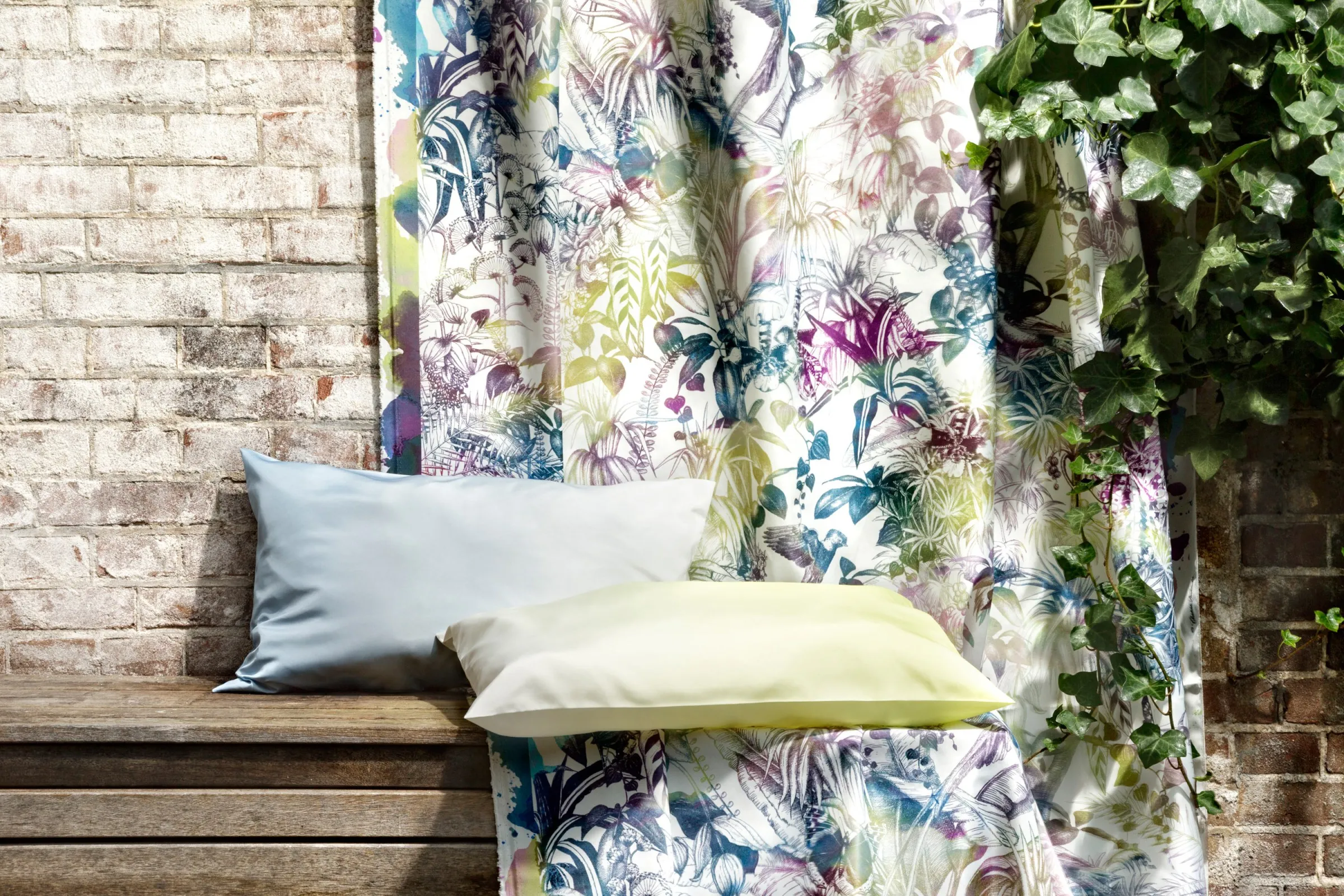 Ткань Christian Fischbacher Benu Recycled fischbacher_fabrics_benu_splash_14441