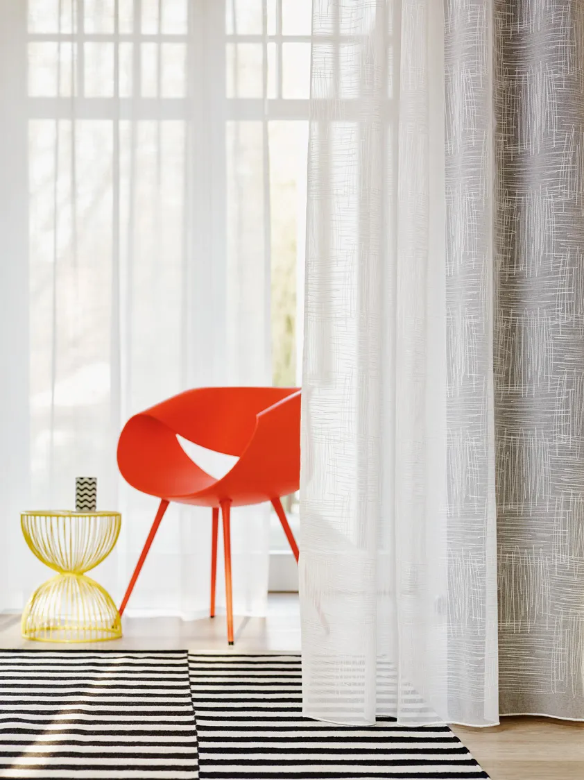 Ткань ADO Goldkante Modern Essentials Scribble 40141