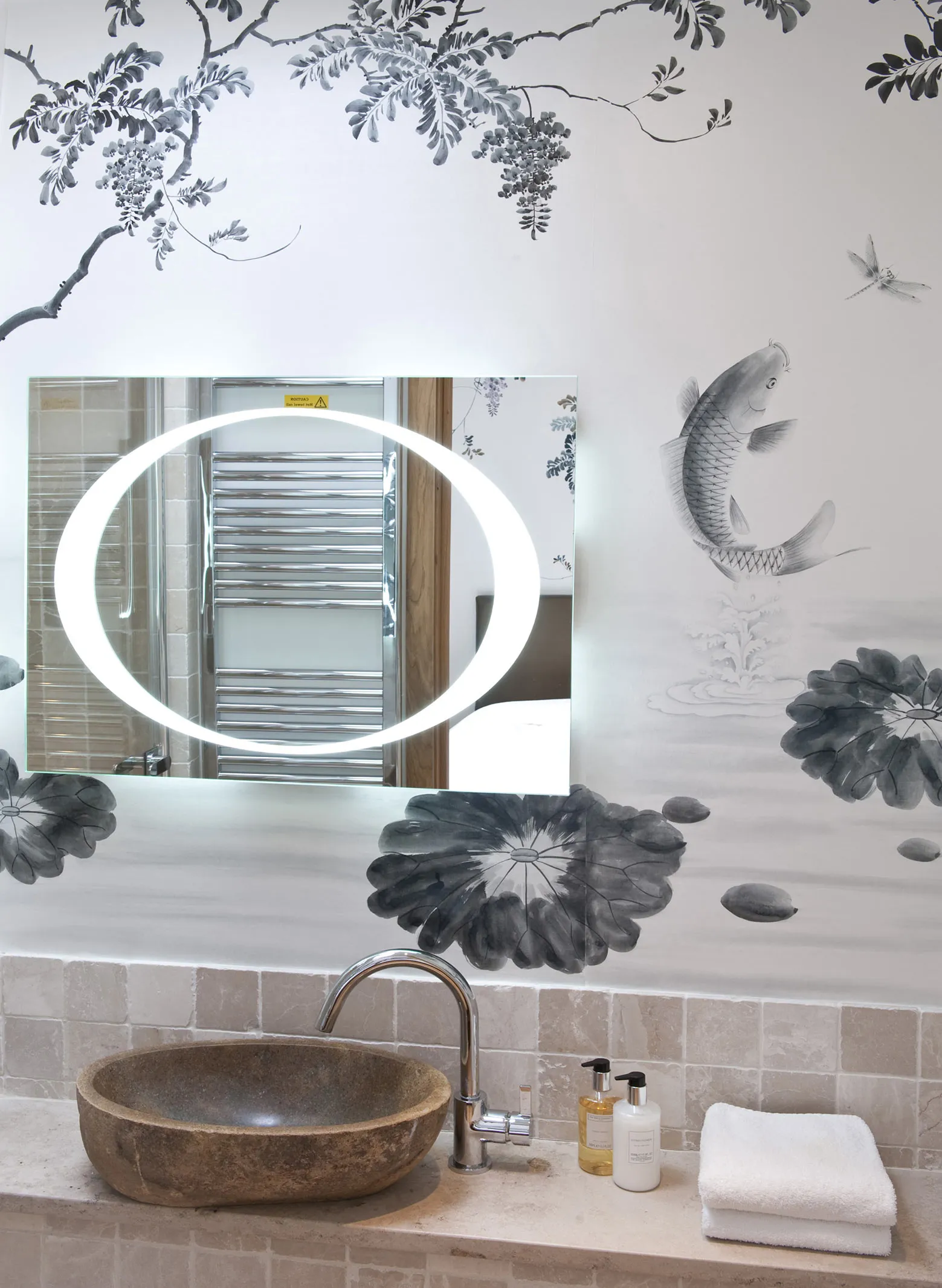 Обои для стен Fromental 20th century C002-Lotus-and-Carp-col-graphite2-roomshot