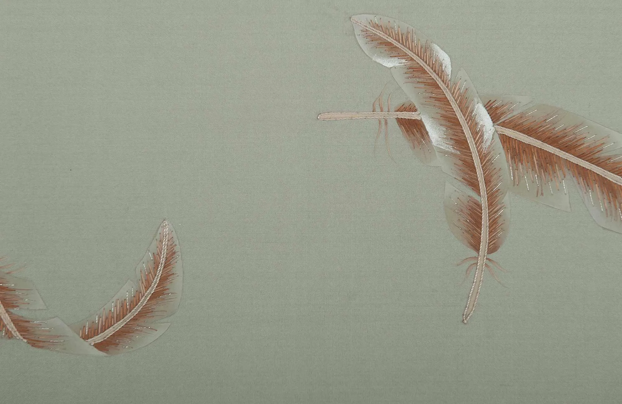 Обои для стен Fromental Roger Thomas RT002-08-plumes-cardigan-capucino