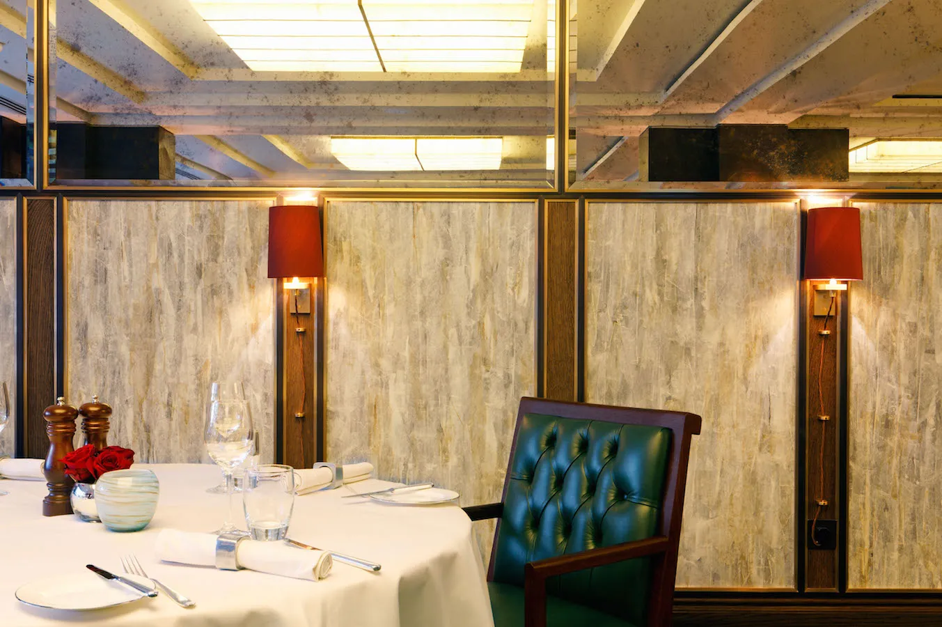 Обои для стен Fromental Roomskins D004_gypsum_eel-copy