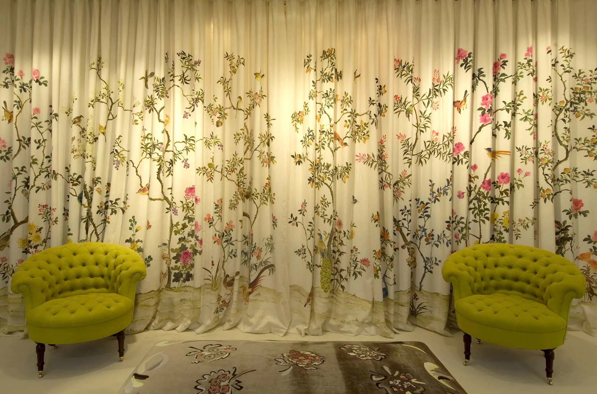 Ткань Fromental Painted Wool C001-nonsuch-unconscious-painting-style