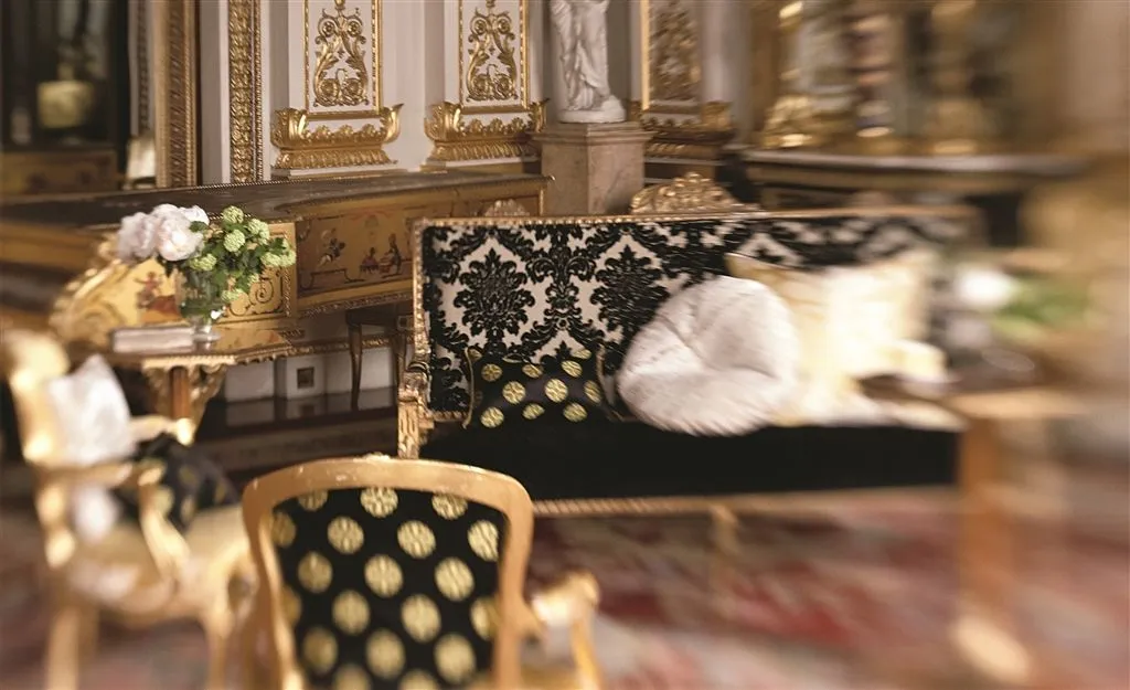 Ткань The Royal Collection Arundale Fabrics 15310