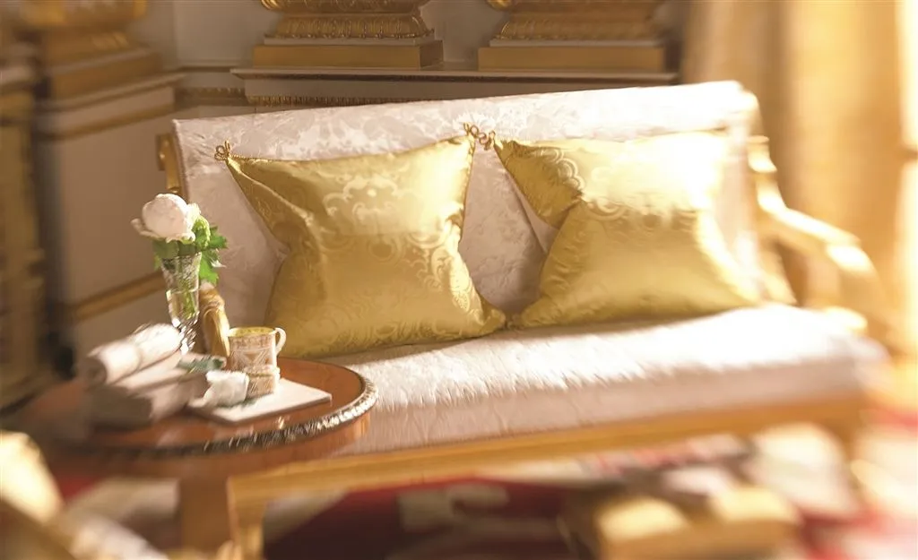 Ткань The Royal Collection Arundale Fabrics 15312