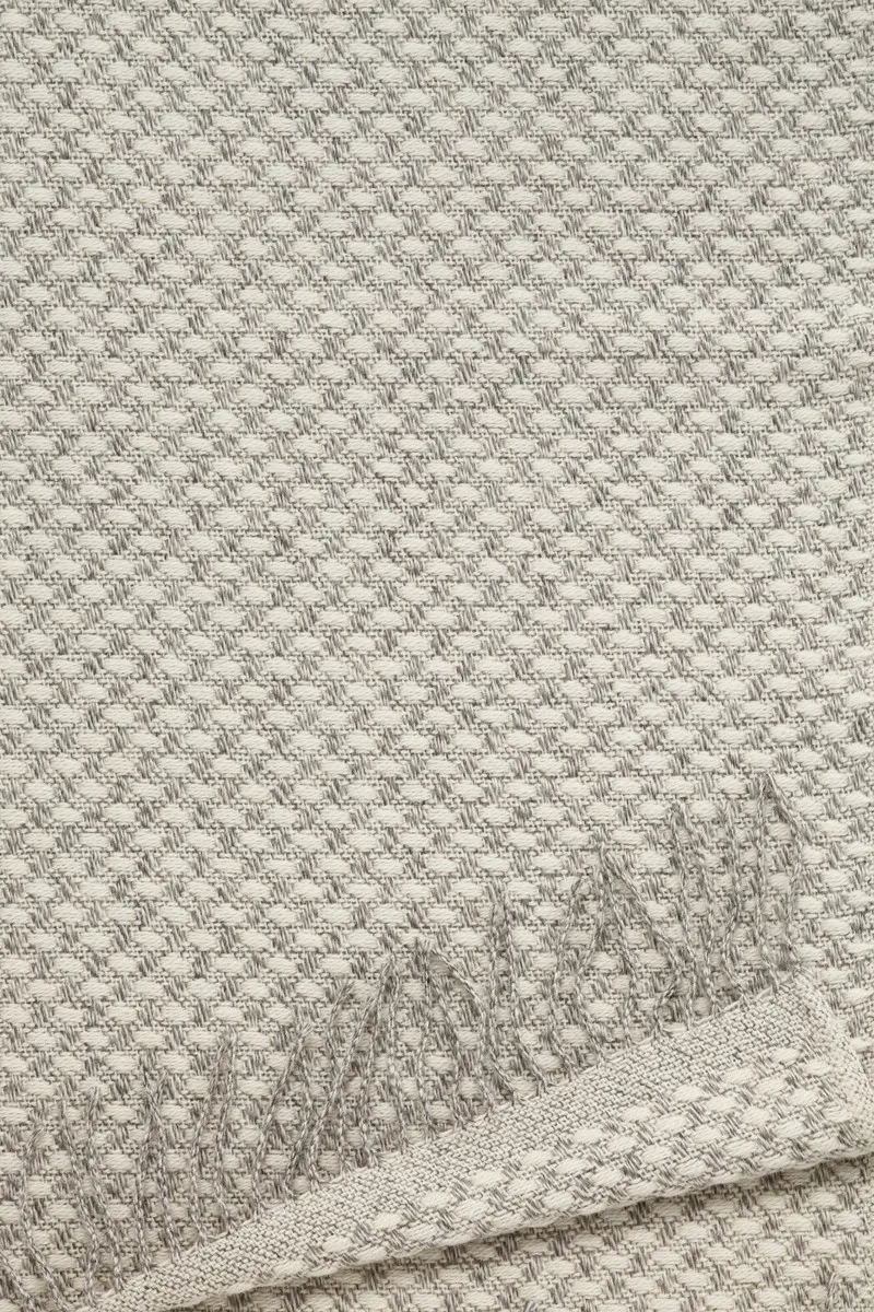 Plaids & bed spreads pl98