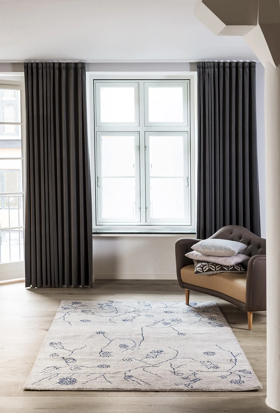 grey-blue_environment5_LR-1