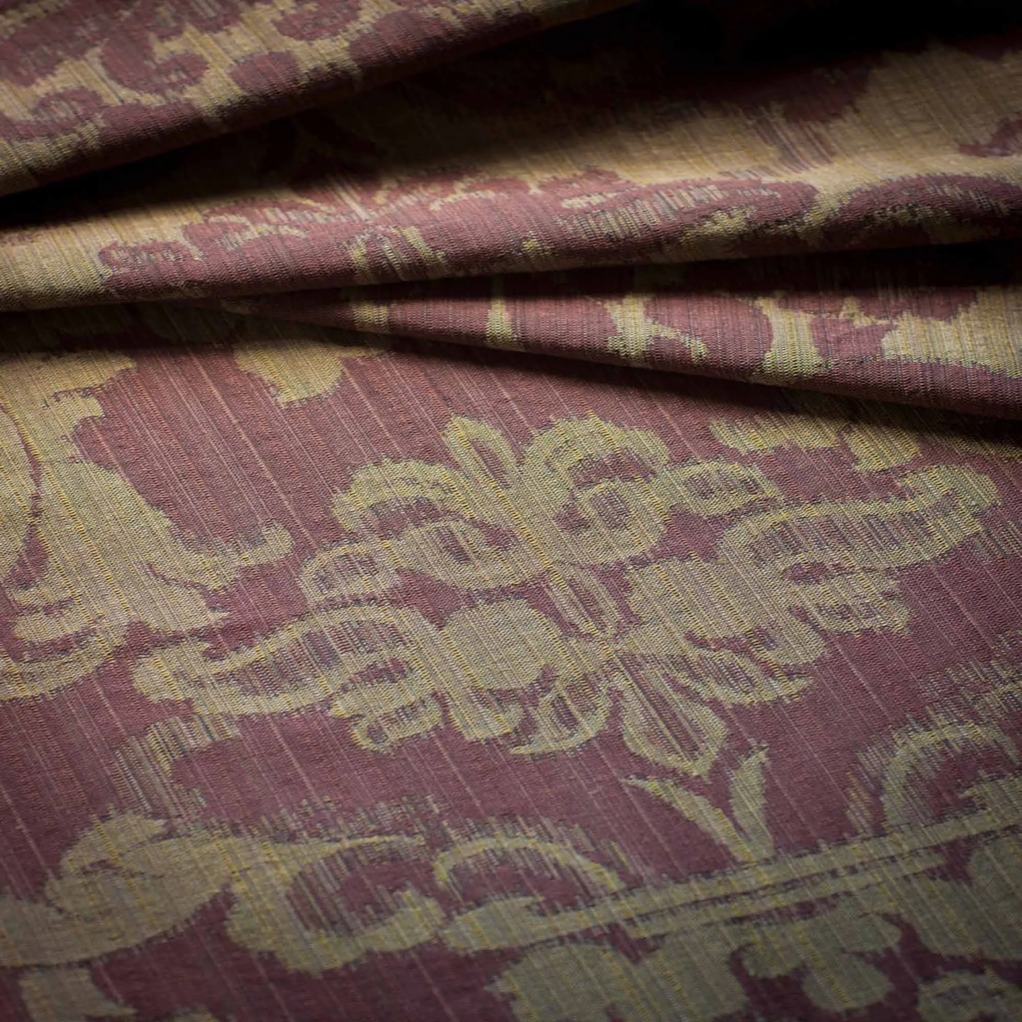 Ткань Beaumont & Fletcher Wicklow Damask Wicklow-burgundy