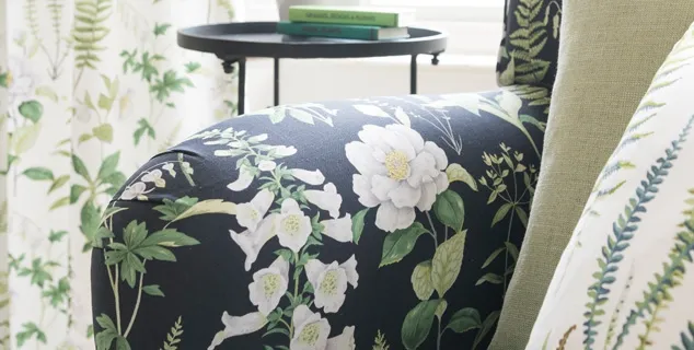 Ткань Swaffer Artemisia black-floren-chair-closeup