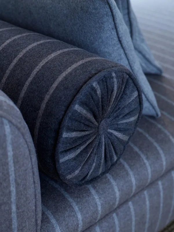 Ткань Loro Piana Fabrics LP Dormeuse+round-pillow-in-Dandy