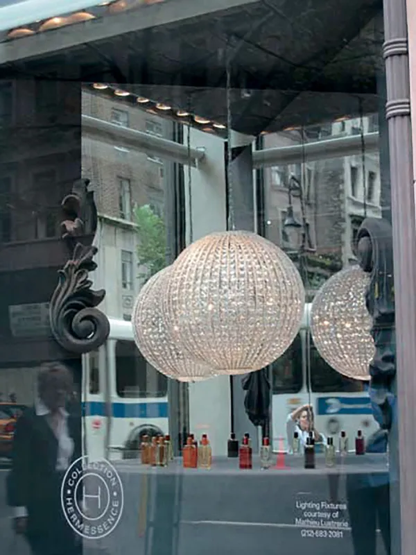 013b_ambiance-Vitrines-Hermes-New-YorkQ