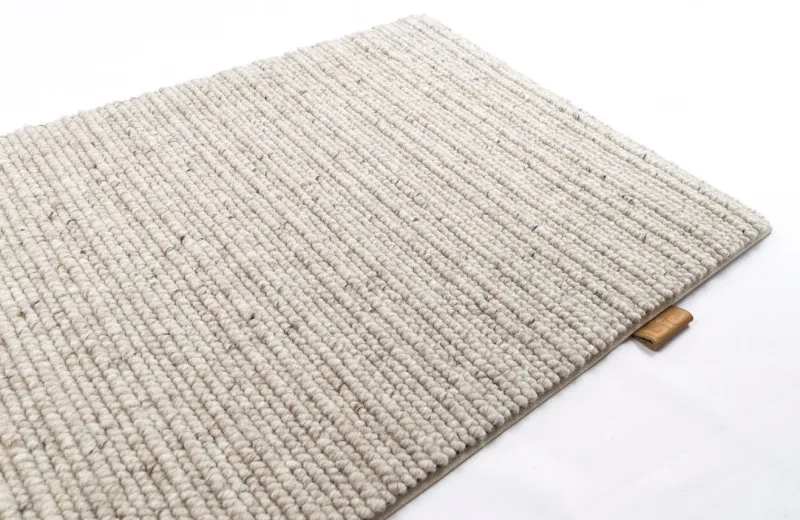 isul_sandybrown_5107