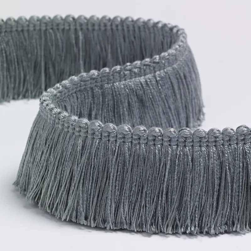 brush-fringe-antoinette-9001-04