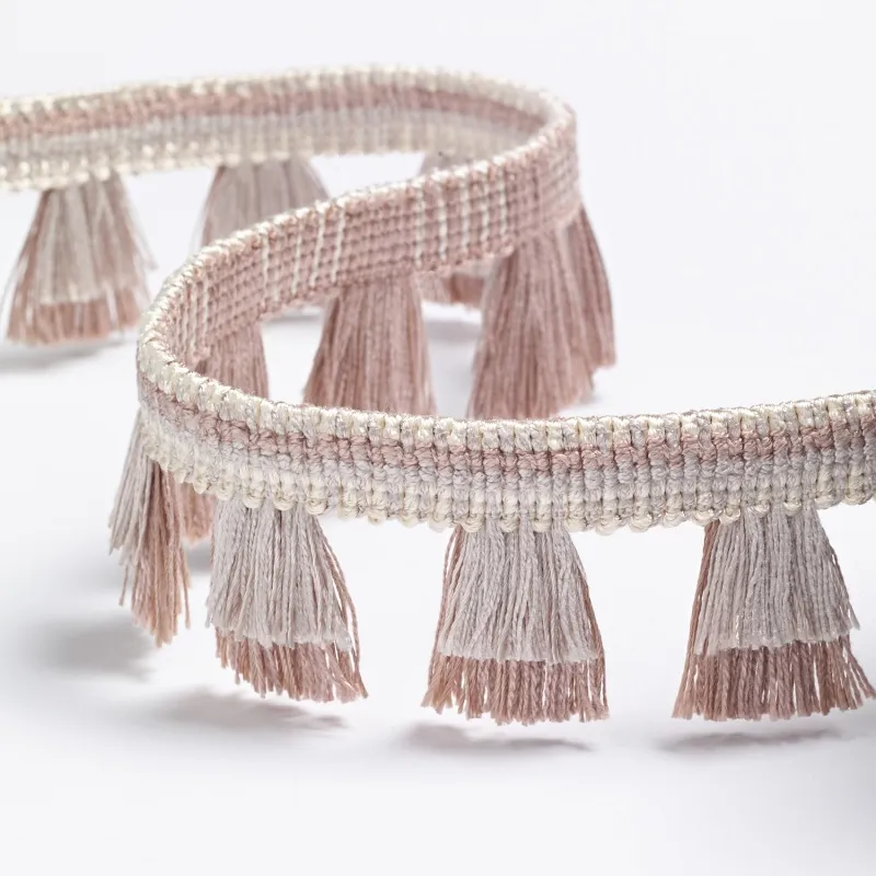 double-fringe-feather-9002-03