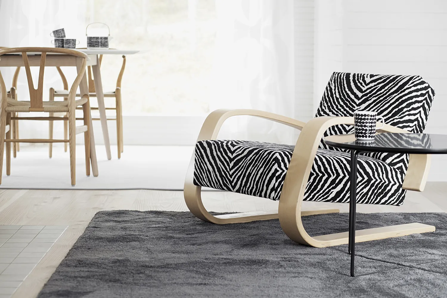 Silkkitie dark grey 96_3_VMCarpet pien