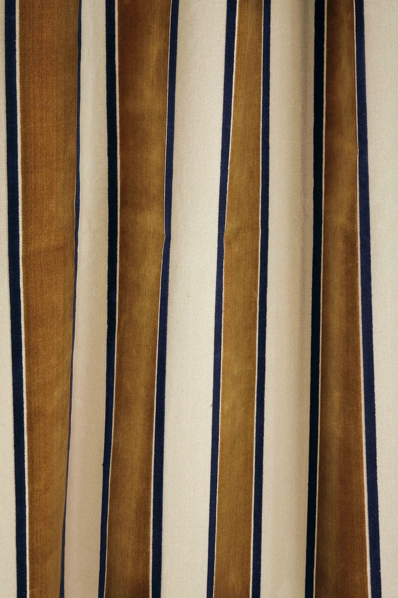 Ткань Lelievre Resonance 1489_02