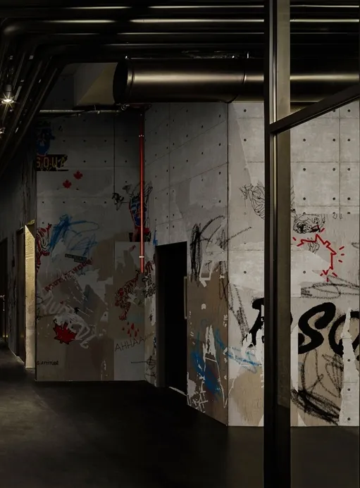 Обои для стен Londonart Design Dsquared2 dsq2w08