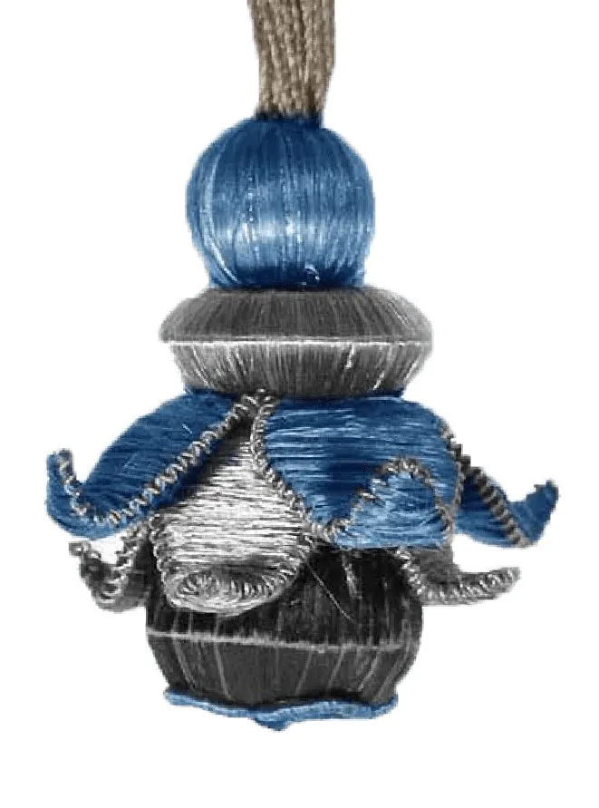 Averla setafina_Collezioni_copertina_4