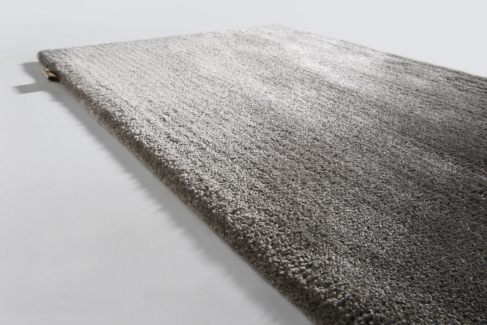 SideView_Astral_Mineral