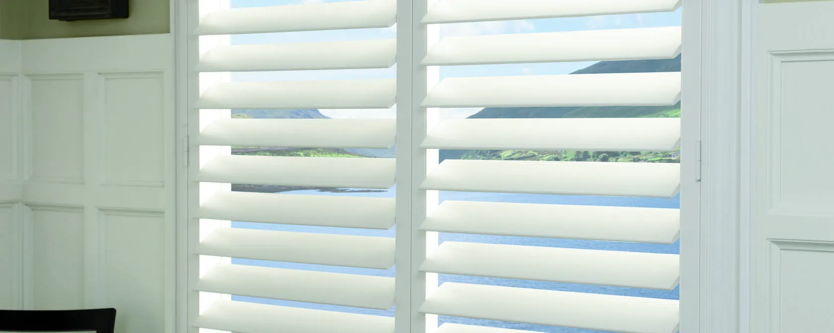 Жалюзи горизонтальные Dining_Room_D.2