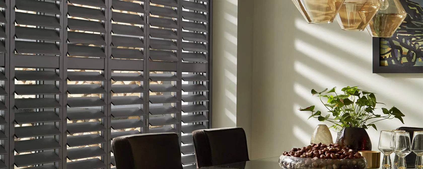 Жалюзи горизонтальные Shutters-15.2e1