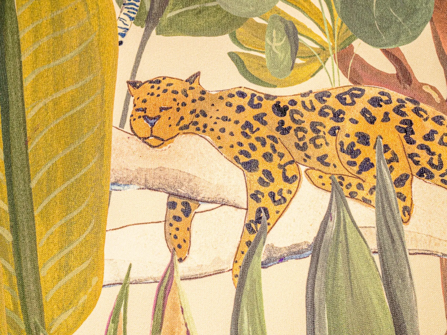 Обои для стен Bekaert  Textiles Riviera Jungle_interior