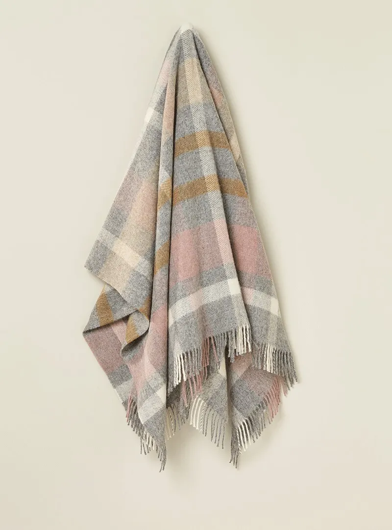 British Wool - Contemporary Check t0973-b02