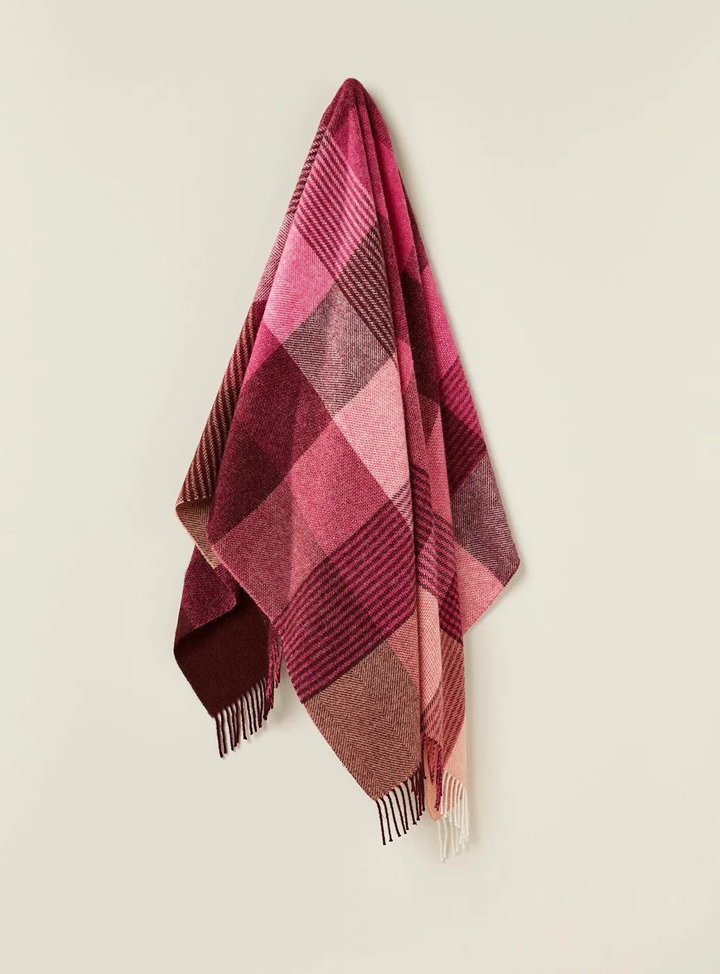 Pure New Wool Lindley Design t0849-a01