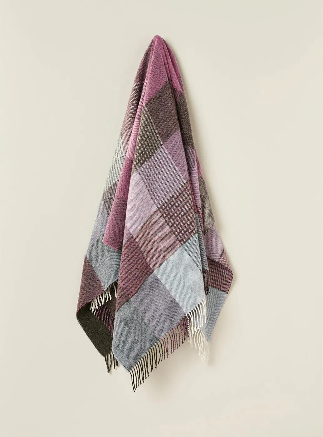 Pure New Wool Lindley Design t0849-in-heather
