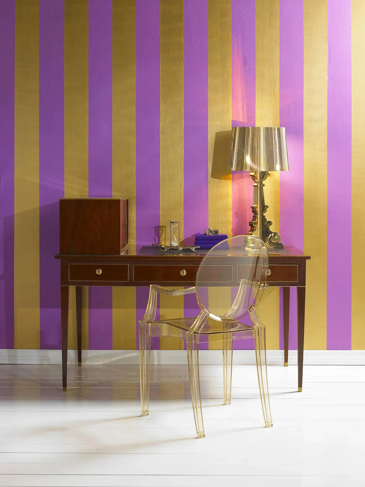 Louis ghost by Philippe Starck #5