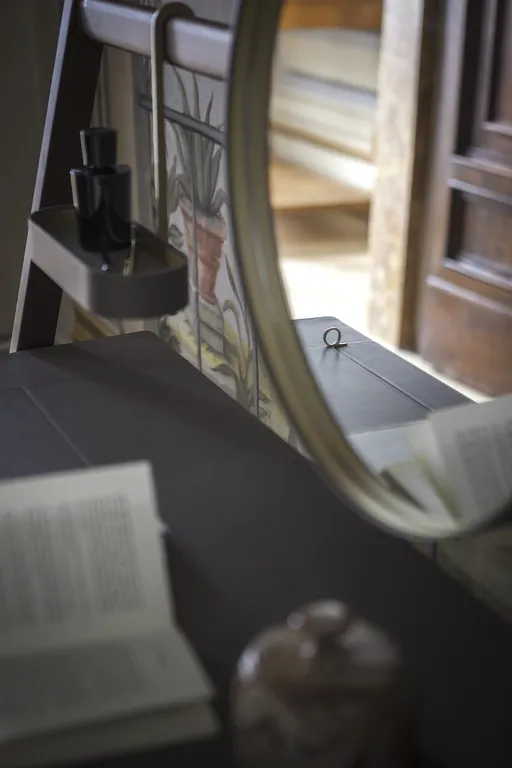 Ren Dressing table #7