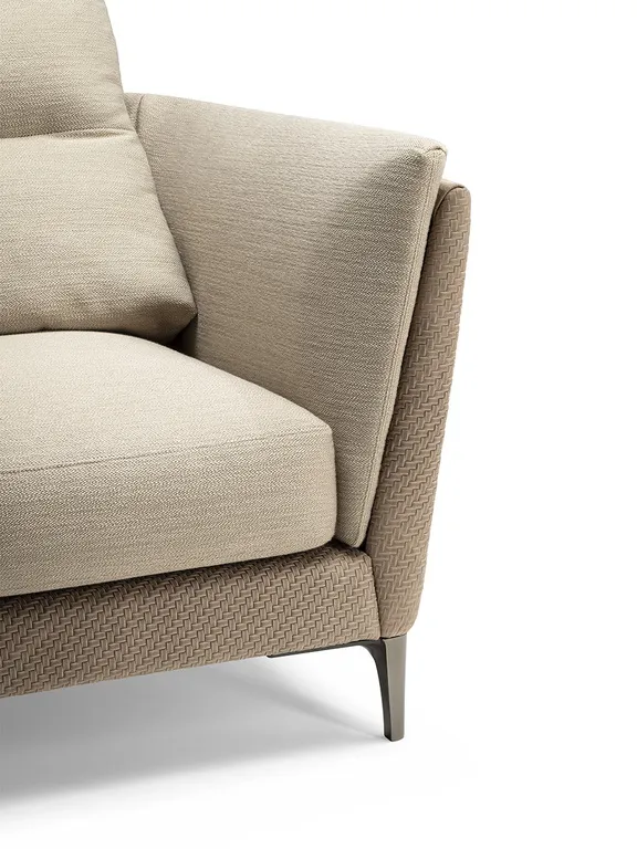 Bretagne Gran Comfort Sofa #10