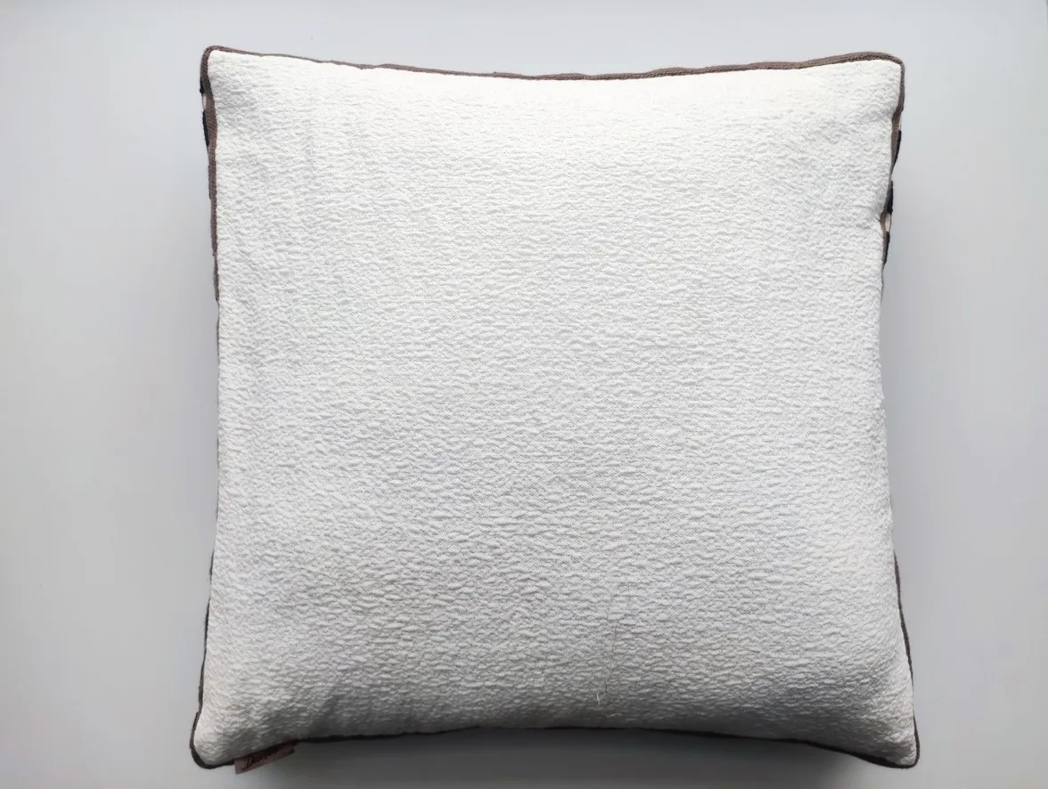 Подушки Артдом 2025 50х50 IMG_20250311_155901