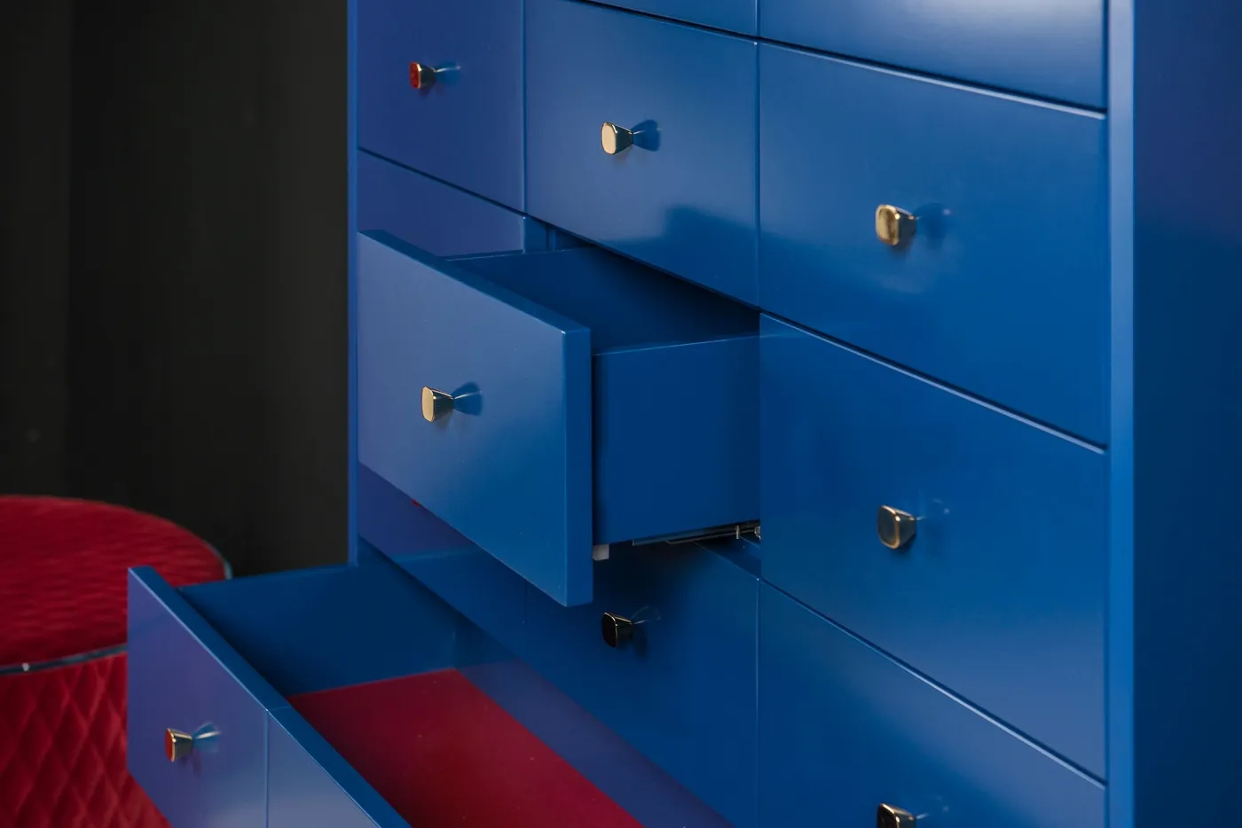 Комод ROYAL MEDICINAL CABINET #5