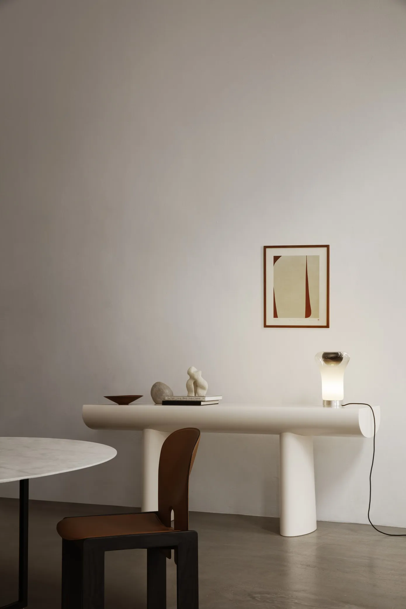 Кресло Scarpa_121_Chair_Solid_Mocca_Stained_Ash_Nero_Leather_Packshot_front #7