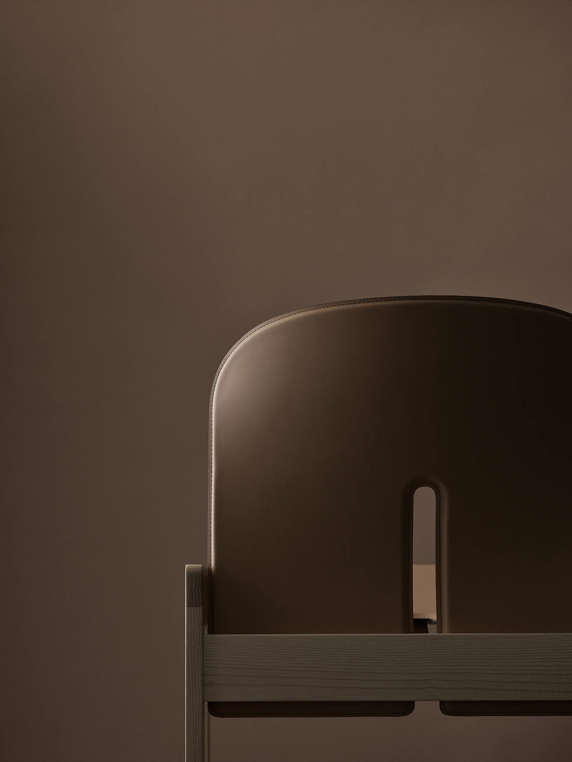 Кресло Scarpa_925_Lounge_Chair_Ash_Natural_Naturale_Leather_Packshot #7